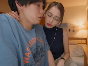 Chủ tịch chuyên lôi kéo chuốc thuốc kích dục nhân viên nữ mới xin việc