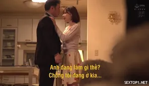 Em nhân viên mát-xa chân dài cưỡi ngựa điêu luyện